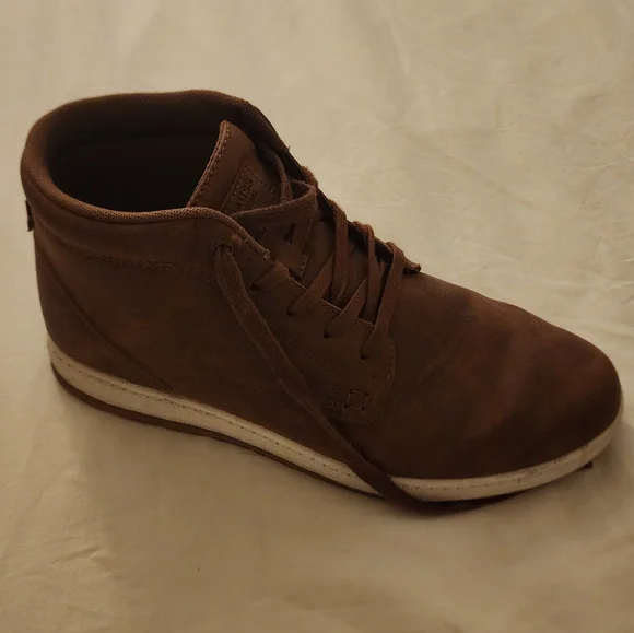 Men's Levi's Casual Sneakers/Boots - Picture 6 of 14
